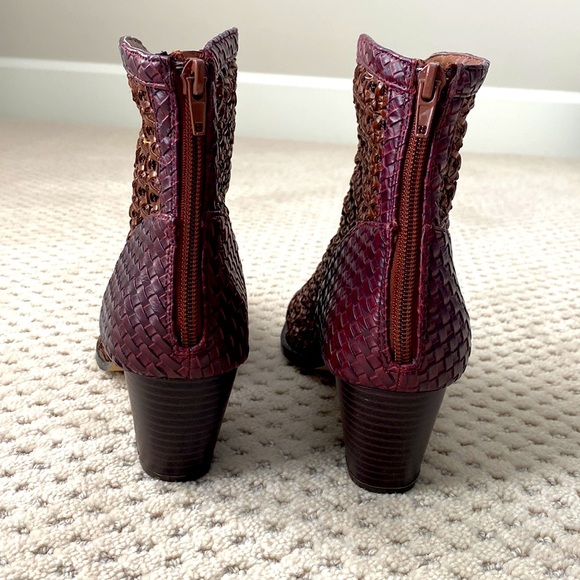 Coconut by Matisse Booties - Picture 5 of 5